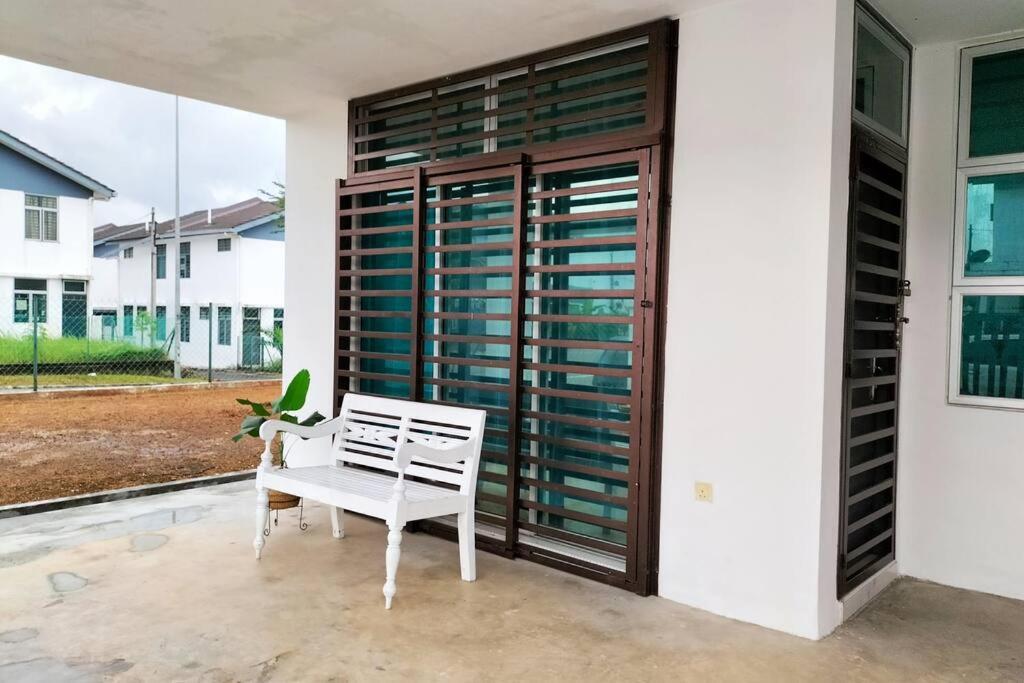Iris 55 Corner Lot House Spacious Outdoor With Wi-Fi Johor Bahru Esterno foto